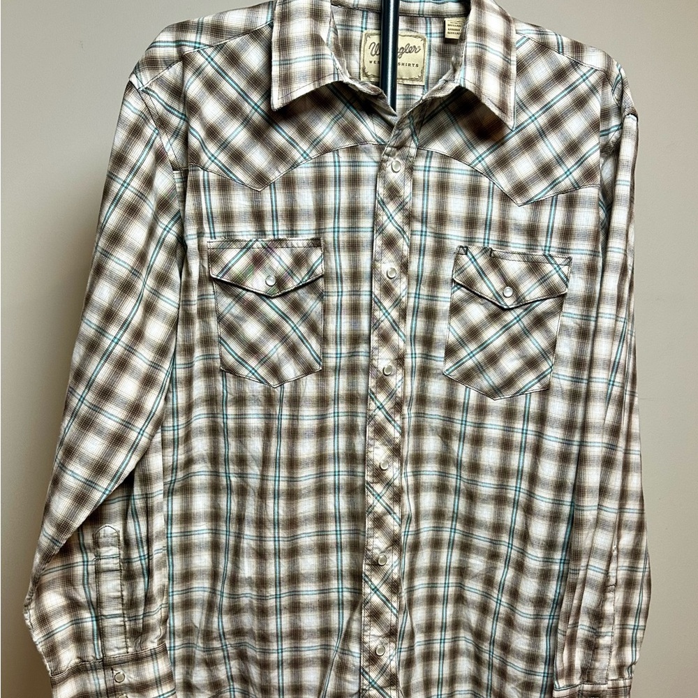 Wrangler Men's Checkered Shirt - Tan, White, and Blue
